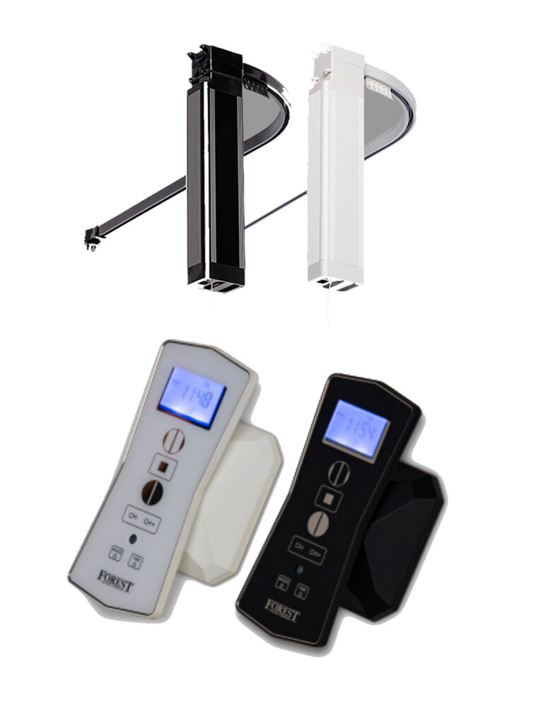 Dwa białe i czarne systemy szynowe na firanki z dwoma pilotami w kolorze białym i czarnym, wyświetlającymi czas.